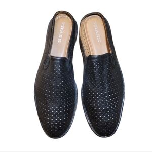 Trask Black Leather Perforated Ashley Mule Leather Loafer Slip On Size 9M